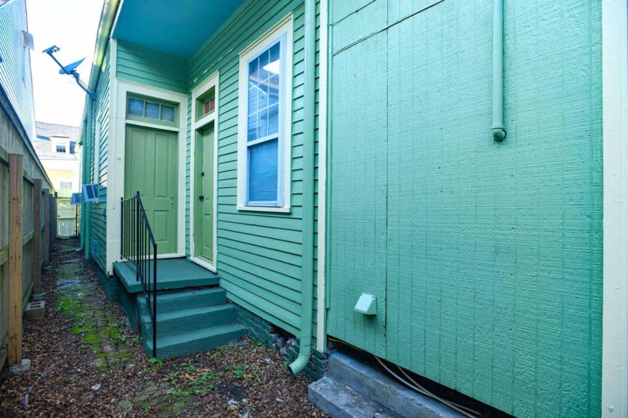 Marais Victorian - Steps To French Qtr Holiday home *